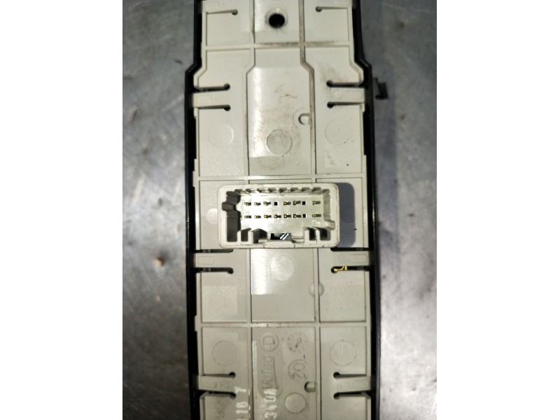 Recambio de mando elevalunas delantero izquierdo para renault megane iii grandtour (kz0/1) 1.6 16v (kz0u, kz1b, kz1u) referencia