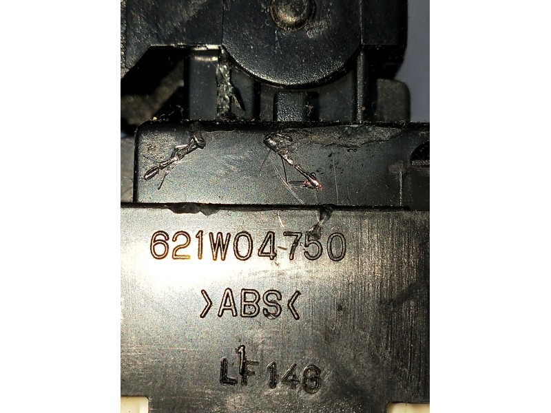 Recambio de mando elevalunas delantero izquierdo para chevrolet spark (m300) 1.0 referencia OEM IAM 621W04750 5P 2010