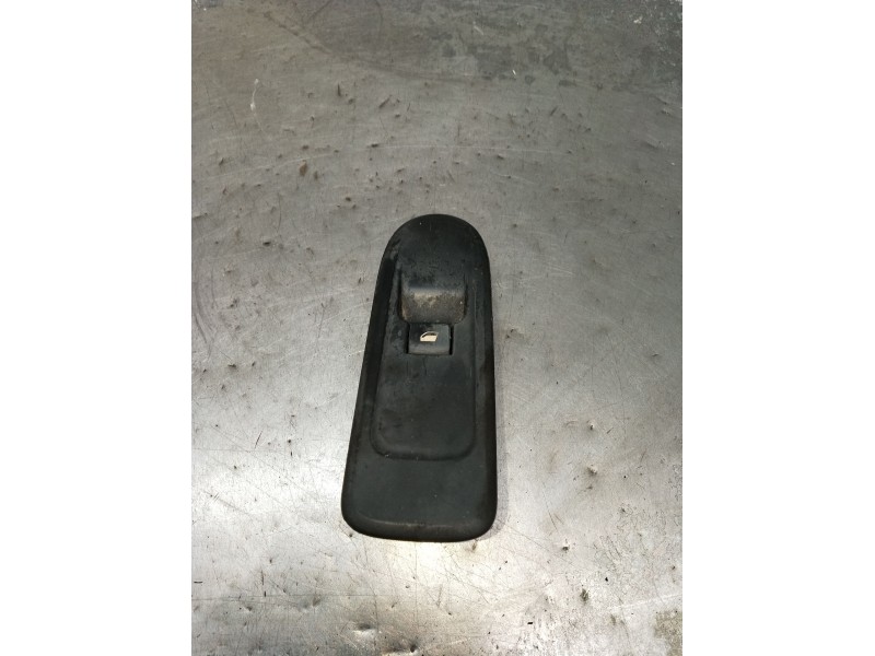 Recambio de mando elevalunas delantero derecho para citroën c5 iii (rd_) 1.6 hdi 110 referencia OEM IAM 96661102XT 5P 2008