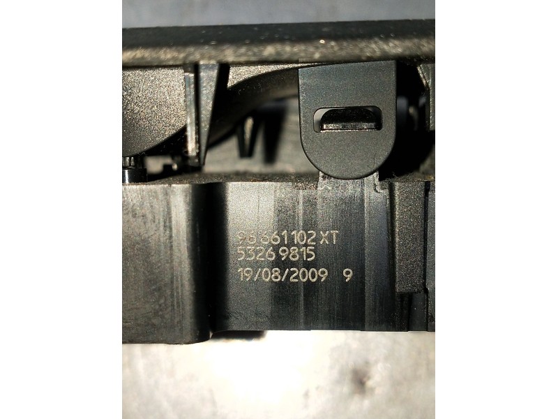 Recambio de mando elevalunas delantero derecho para citroën c5 iii (rd_) 1.6 hdi 110 referencia OEM IAM 96661102XT 5P 2008
