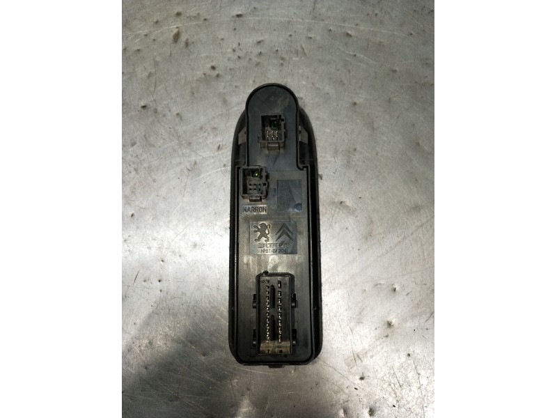 Recambio de mando elevalunas delantero izquierdo para citroën c5 iii (rd_) 1.6 hdi 110 referencia OEM IAM  5P 2008