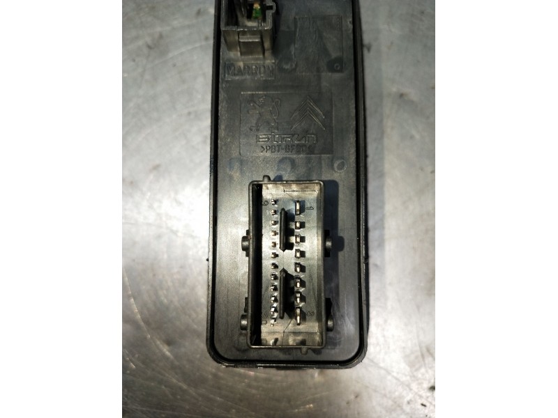 Recambio de mando elevalunas delantero izquierdo para citroën c5 iii (rd_) 1.6 hdi 110 referencia OEM IAM  5P 2008