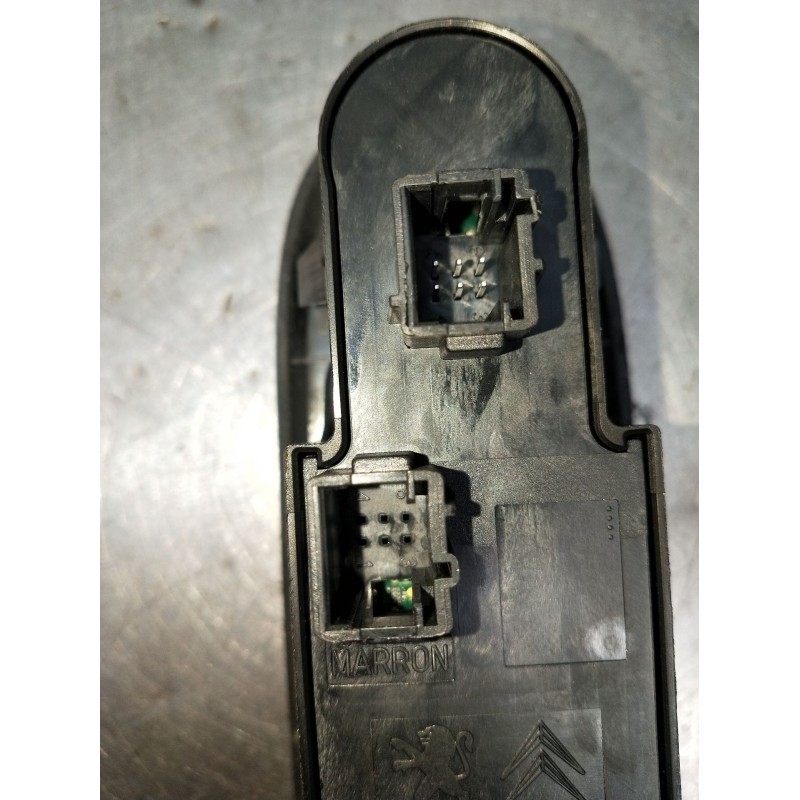 Recambio de mando elevalunas delantero izquierdo para citroën c5 iii (rd_) 1.6 hdi 110 referencia OEM IAM  5P 2008