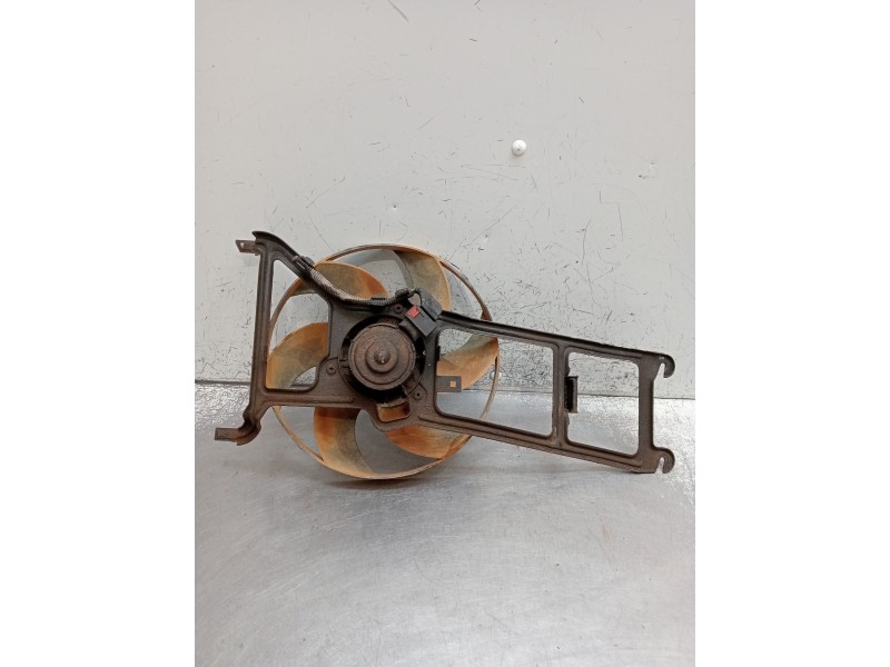 Recambio de electroventilador para peugeot 106 ii (1a_, 1c_) 1.5 d referencia OEM IAM   1996