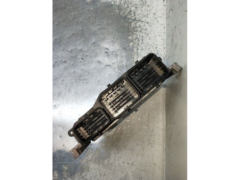 Recambio de centralita motor uce para peugeot 207/207+ (wa_, wc_) 1.6 hdi referencia OEM IAM 0281015848 9674244680 EDC17C10 2009