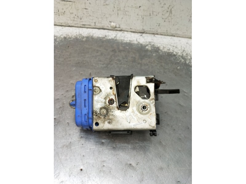 Recambio de motor cierre centralizado trasero izquierdo para audi a3 (8l1) 1.6 referencia OEM IAM  5P 2000