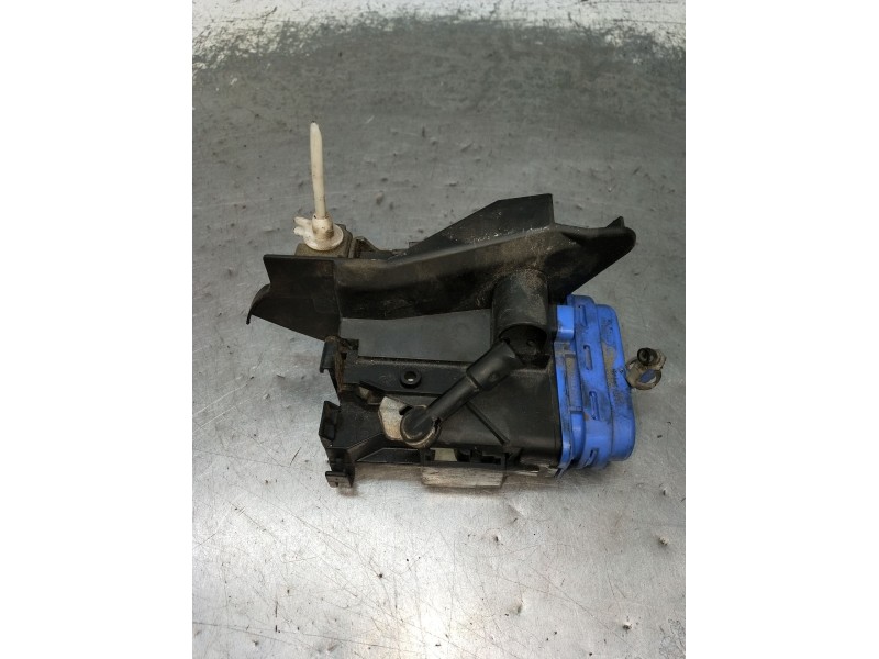 Recambio de motor cierre centralizado trasero izquierdo para audi a3 (8l1) 1.6 referencia OEM IAM  5P 2000