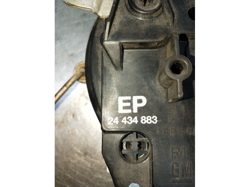 Recambio de motor cierre centralizado delantero derecho para opel corsa c (x01) 1.7 di (f08, f68) referencia OEM IAM  3P 2001