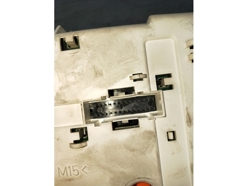 Recambio de cuadro instrumentos para volkswagen passat b3/b4 (3a2, 35i) 1.6 referencia OEM IAM 6160663103  