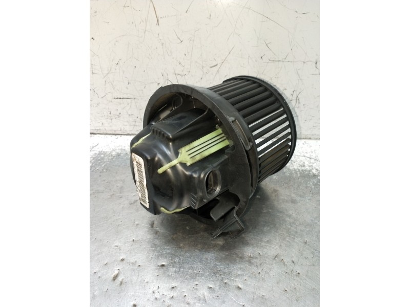 Recambio de motor calefaccion para peugeot 207/207+ (wa_, wc_) 1.6 hdi referencia OEM IAM NN102992G0231 GMVA7 2009