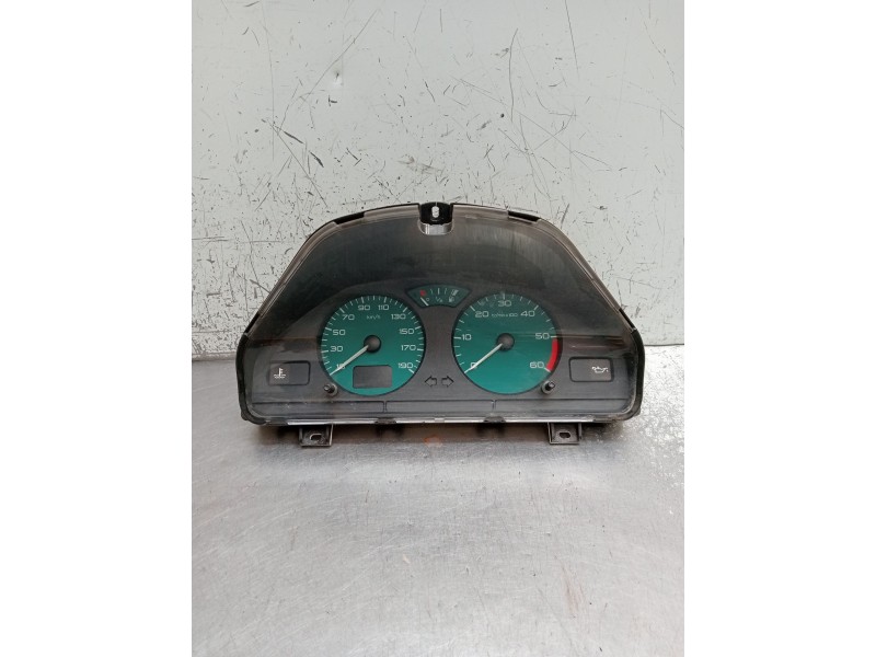 Recambio de cuadro instrumentos para peugeot 106 ii (1a_, 1c_) 1.5 d referencia OEM IAM 9640991180 110080011 1996
