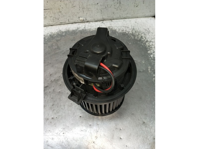Recambio de motor calefaccion para peugeot 2008 (--.2013) active referencia OEM IAM T101314A  2016