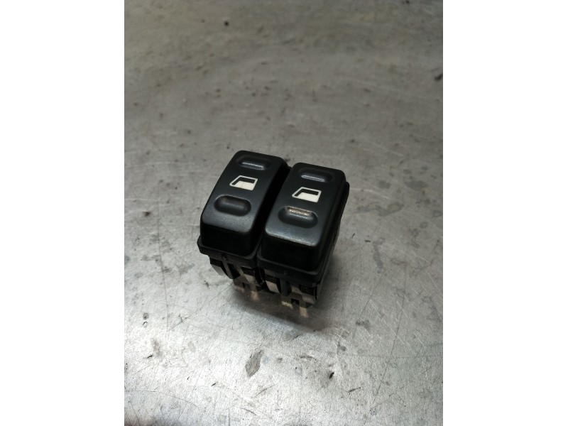 Recambio de mando elevalunas delantero izquierdo para citroën xsara break (n2) 1.9 td referencia OEM IAM  5P 