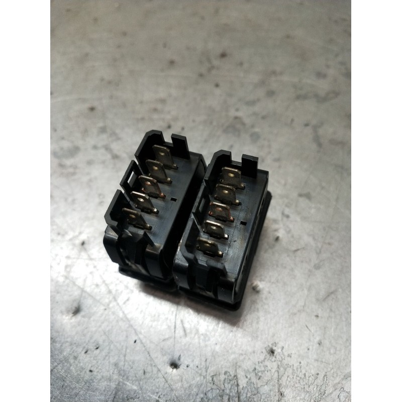 Recambio de mando elevalunas delantero izquierdo para citroën xsara break (n2) 1.9 td referencia OEM IAM  5P 