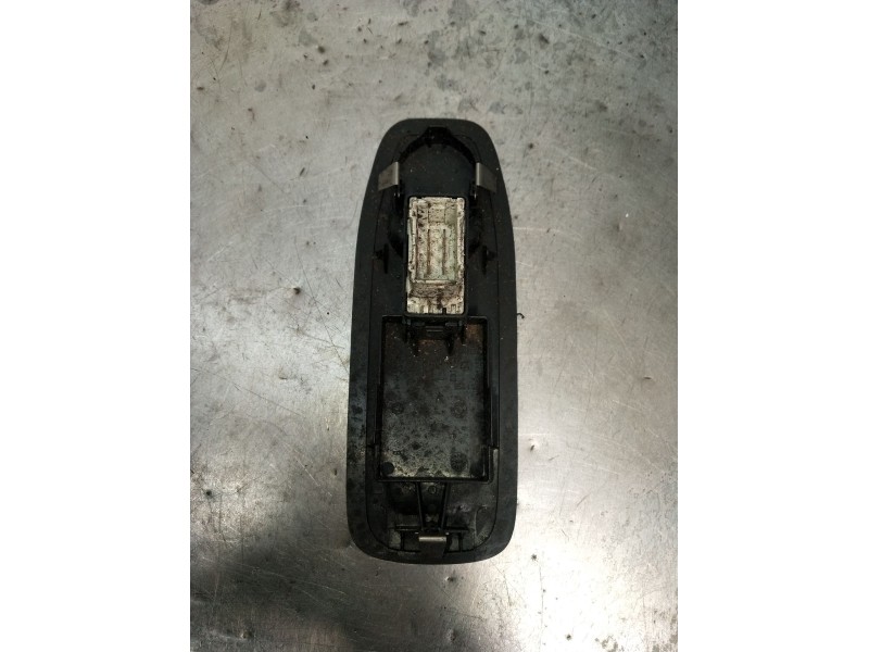 Recambio de mando elevalunas delantero derecho para peugeot 2008 (--.2013) active referencia OEM IAM  5p 2016