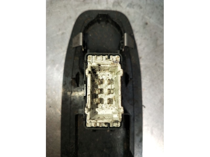 Recambio de mando elevalunas delantero derecho para peugeot 2008 (--.2013) active referencia OEM IAM  5p 2016