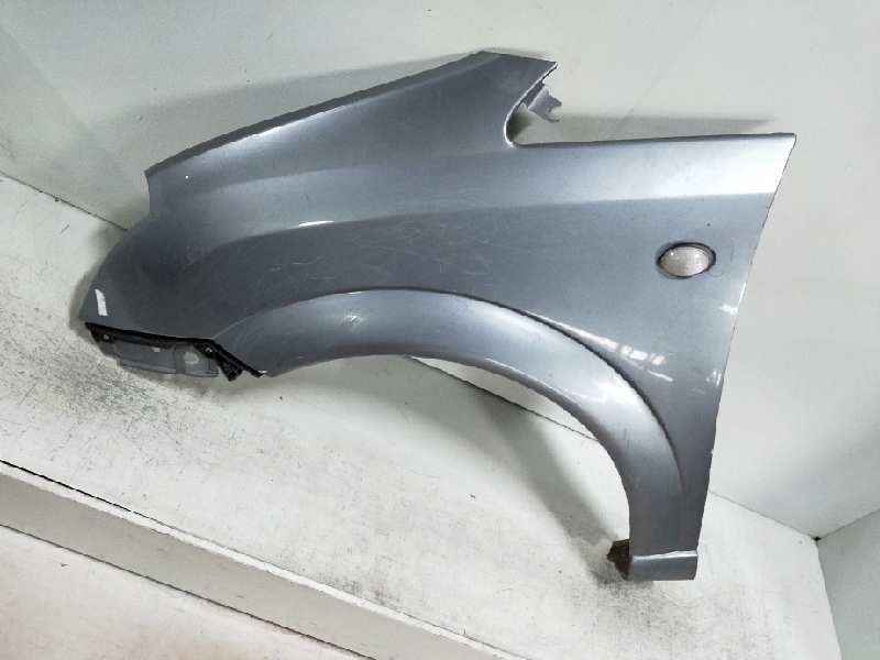 Recambio de aleta delantera izquierda para opel meriva 1.6 16v referencia OEM IAM   