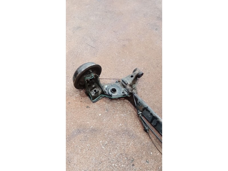 Recambio de puente trasero para opel corsa b (s93) 1.4 i (f08, f68, m68) referencia OEM IAM TAMBOR  