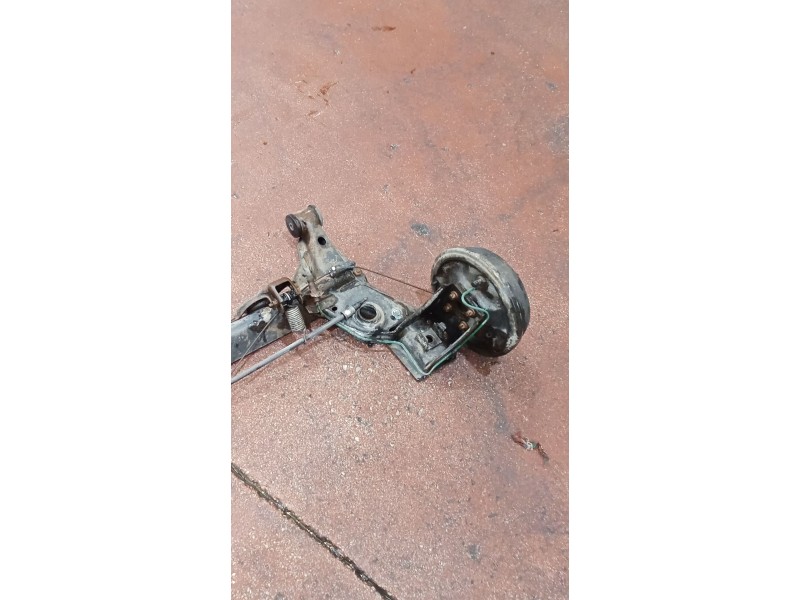 Recambio de puente trasero para opel corsa b (s93) 1.4 i (f08, f68, m68) referencia OEM IAM TAMBOR  