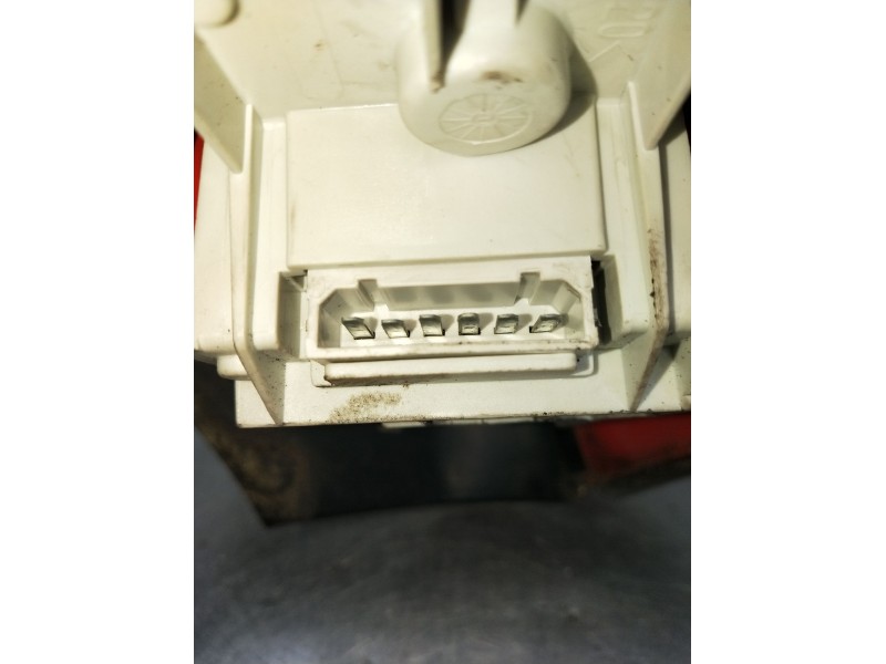 Recambio de piloto trasero derecho para audi a3 (8l1) 1.6 referencia OEM IAM 8L0945096B  2000