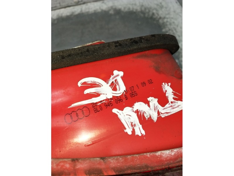 Recambio de piloto trasero derecho para audi a3 (8l1) 1.6 referencia OEM IAM 8L0945096B  2000