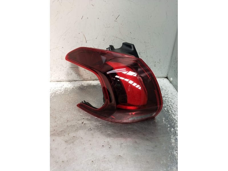 Recambio de piloto trasero izquierdo para peugeot 2008 (--.2013) active referencia OEM IAM 9814747880  2016