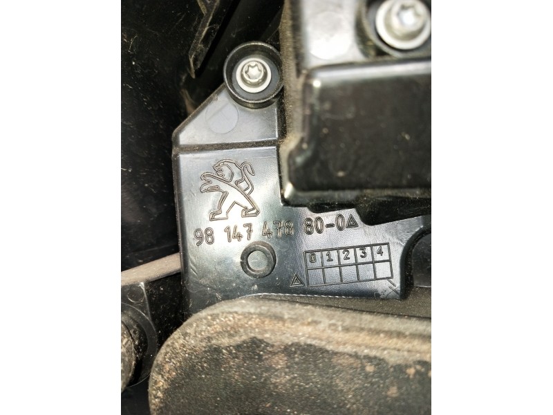Recambio de piloto trasero izquierdo para peugeot 2008 (--.2013) active referencia OEM IAM 9814747880  2016