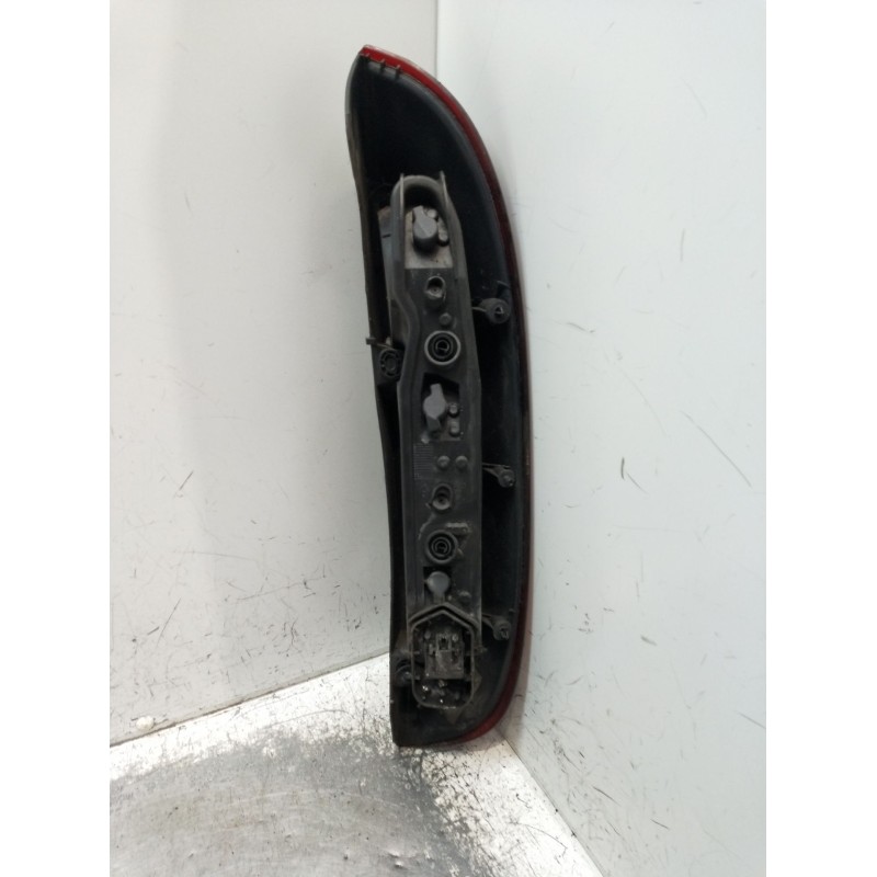 Recambio de piloto trasero izquierdo para opel corsa c (x01) 1.7 di (f08, f68) referencia OEM IAM   2001