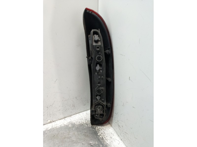 Recambio de piloto trasero izquierdo para opel corsa c (x01) 1.7 di (f08, f68) referencia OEM IAM   2001