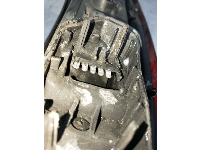 Recambio de piloto trasero izquierdo para opel corsa c (x01) 1.7 di (f08, f68) referencia OEM IAM   2001