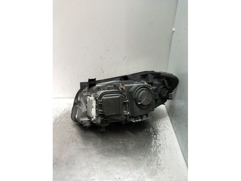 Recambio de faro derecho para bmw x1 (e84) sdrive 18 d referencia OEM IAM 90018091 7318327 XENON 