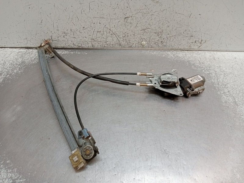 Recambio de elevalunas delantero derecho para peugeot 106 ii (1a_, 1c_) 1.5 d referencia OEM IAM 400672T3 5P 1996