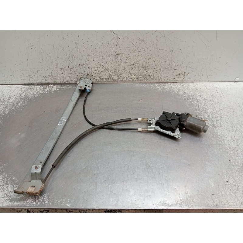 Recambio de elevalunas delantero derecho para peugeot 106 ii (1a_, 1c_) 1.5 d referencia OEM IAM 400672T3 5P 1996