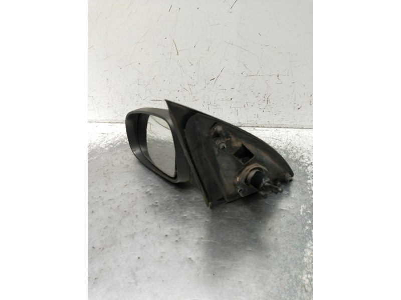 Recambio de retrovisor izquierdo para opel corsa c (x01) 1.7 di (f08, f68) referencia OEM IAM  MANUAL 2001