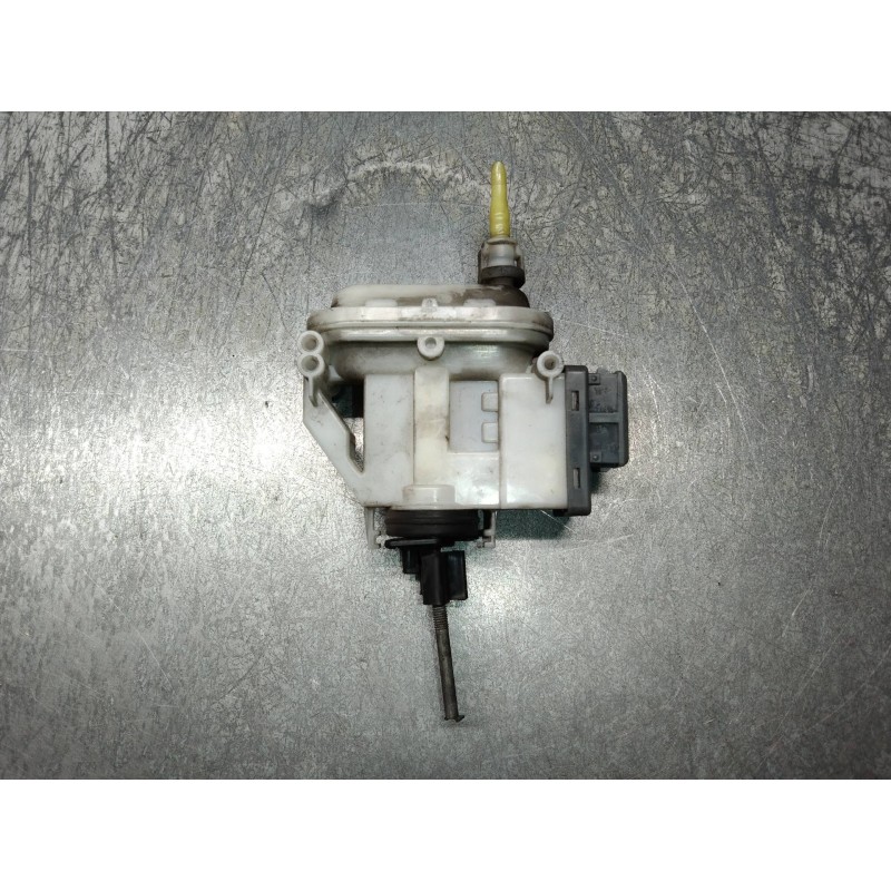 Recambio de motor cierre centralizado trasero derecho para volkswagen passat berlina (3a2) cl referencia OEM IAM 3A0862153B  4P