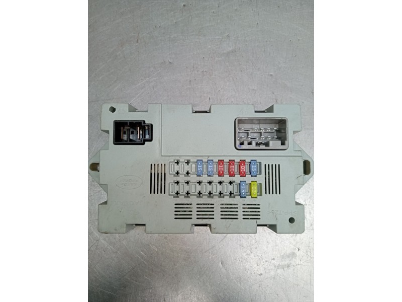 Recambio de caja reles / fusibles para jaguar xj luxury referencia OEM IAM SW71739084 73707520 1406275626 2009