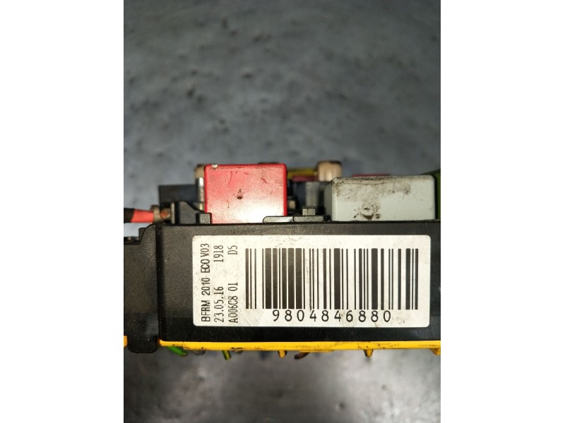 Recambio de caja reles / fusibles para peugeot 2008 (--.2013) active referencia OEM IAM 9804846880  2016