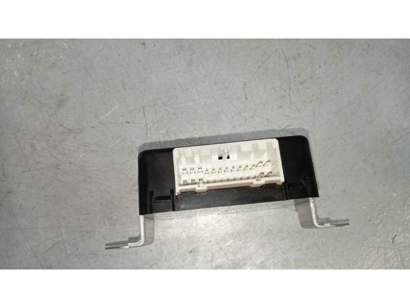 Recambio de modulo electronico para ssangyong tivoli 1.6 turbodiesel cat referencia OEM IAM 8731035000  
