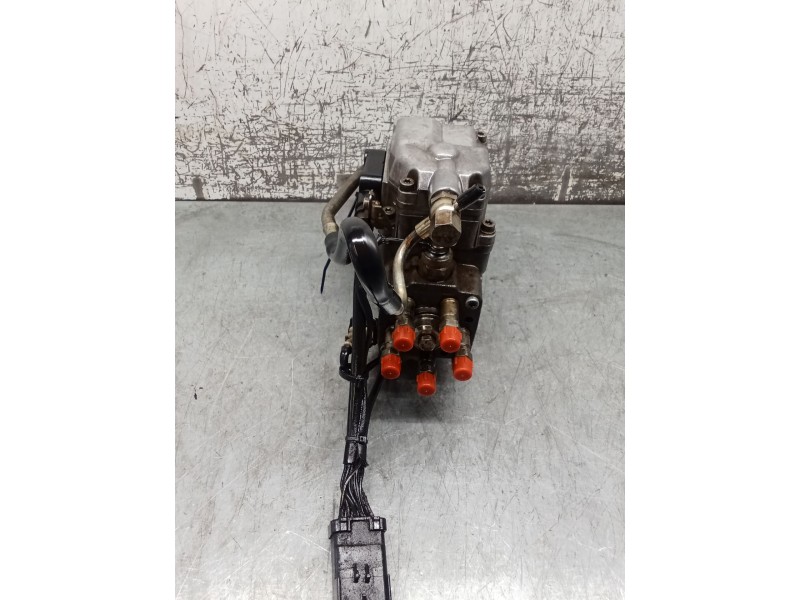 Recambio de bomba inyeccion para jeep grand cherokee ii (wj, wg) 3.1 td 4x4 referencia OEM IAM 0460405999  BOSCH