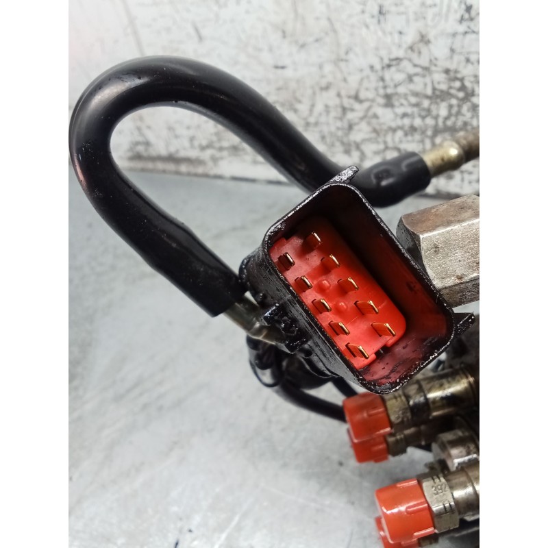Recambio de bomba inyeccion para jeep grand cherokee ii (wj, wg) 3.1 td 4x4 referencia OEM IAM 0460405999  BOSCH
