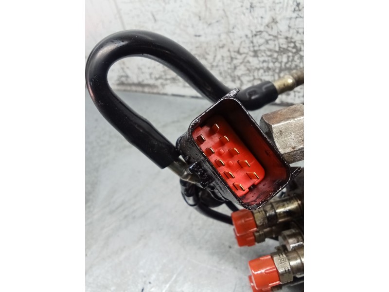 Recambio de bomba inyeccion para jeep grand cherokee ii (wj, wg) 3.1 td 4x4 referencia OEM IAM 0460405999  BOSCH