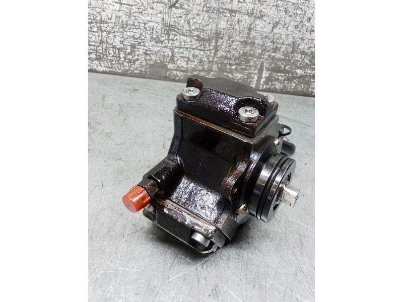 Recambio de bomba inyeccion para mercedes-benz clase c (w203) c 270 cdi (203.016) referencia OEM IAM 0445010019 A6120700001 BOSC
