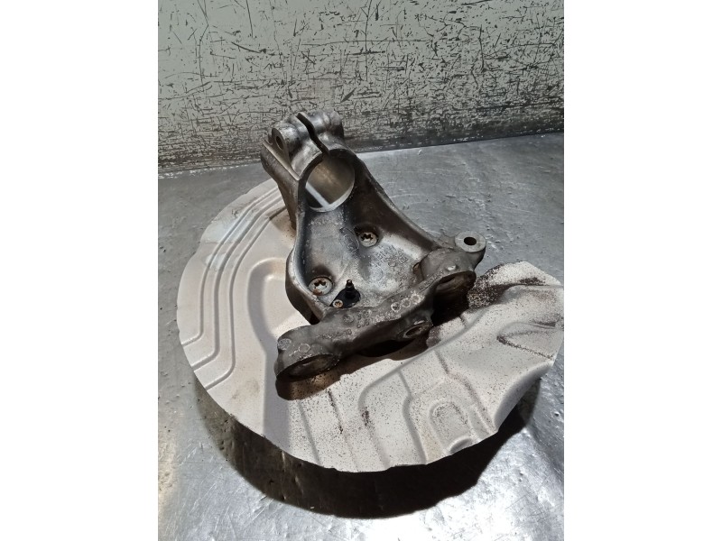 Recambio de mangueta delantera derecha para bmw x1 (e84) sdrive 18 d referencia OEM IAM 686120601  