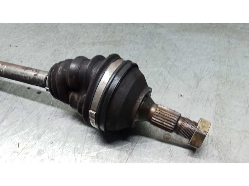 Recambio de transmision delantera izquierda para peugeot 405 i (15b) 1.9 referencia OEM IAM   87