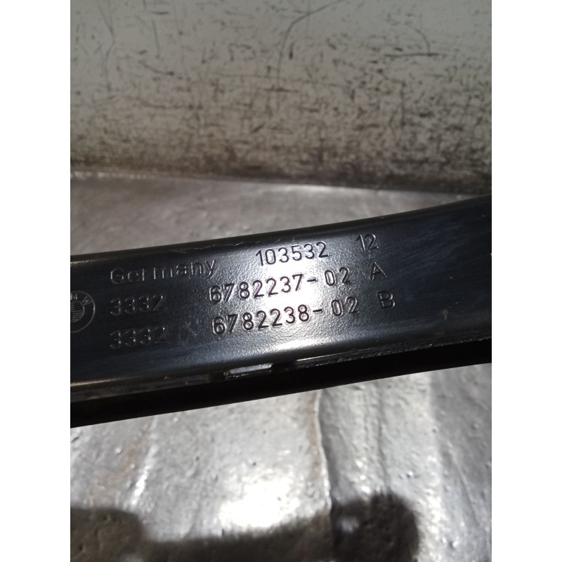 Recambio de brazo suspension superior trasero derecho para bmw x1 (e84) sdrive 18 d referencia OEM IAM 678223702 678223802 09