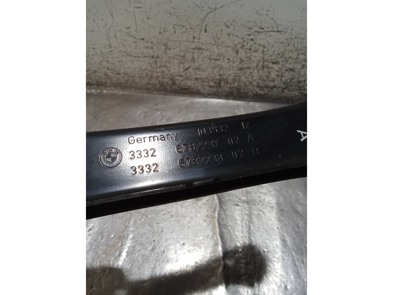Recambio de brazo suspension superior trasero derecho para bmw x1 (e84) sdrive 18 d referencia OEM IAM 678223702 678223802 09
