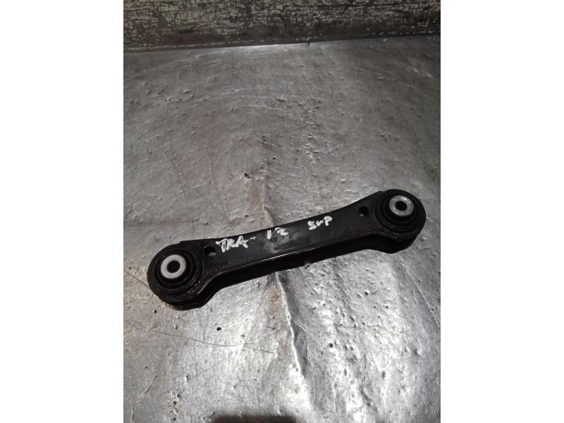 Recambio de brazo suspension superior trasero izquierdo para bmw x1 (e84) sdrive 18 d referencia OEM IAM 678223702 678223802 09