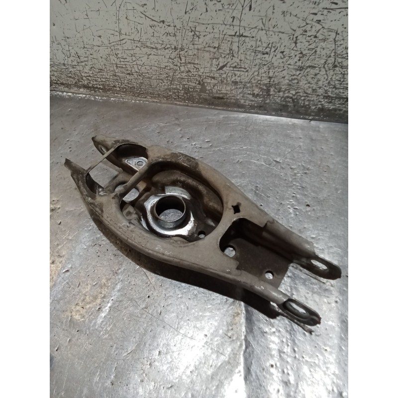 Recambio de brazo suspension inferior trasero derecho para bmw x1 (e84) sdrive 18 d referencia OEM IAM   