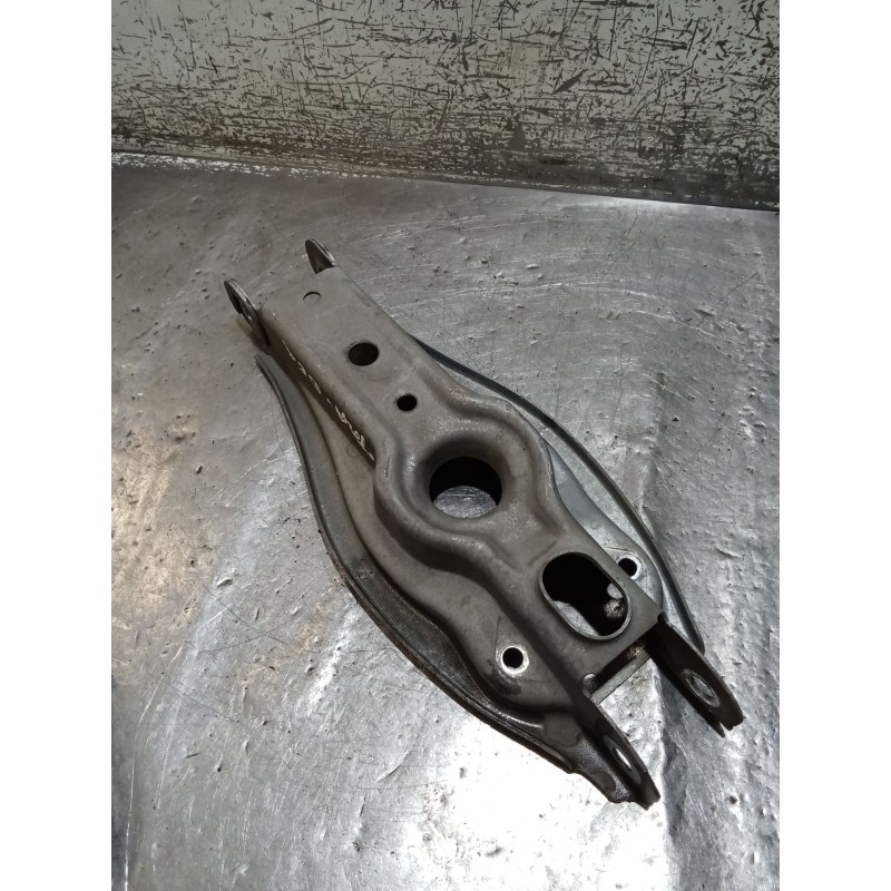 Recambio de brazo suspension inferior trasero derecho para bmw x1 (e84) sdrive 18 d referencia OEM IAM   