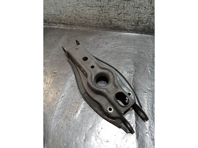 Recambio de brazo suspension inferior trasero derecho para bmw x1 (e84) sdrive 18 d referencia OEM IAM   